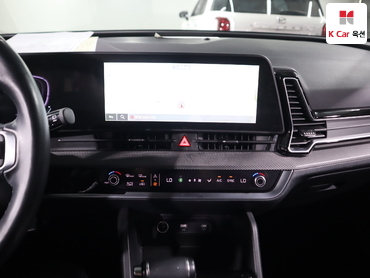 2023 - kia sportage