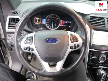 2014 - ford explorer