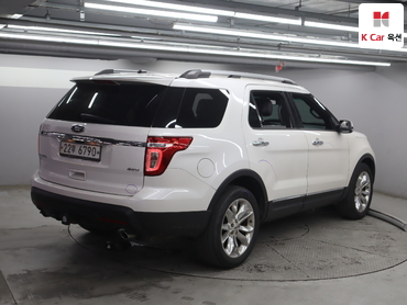 2014 - ford explorer