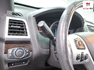 2014 - ford explorer