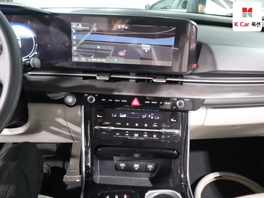 2023 - kia carnival