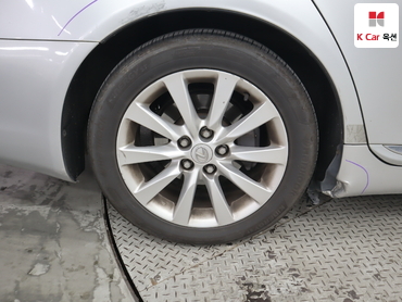 2010 - lexus ls460