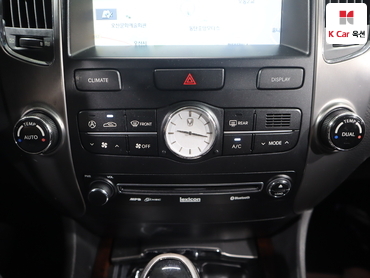 2010 - hyundai equus