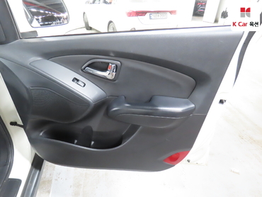 2011 - hyundai tucson