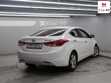 2012 - hyundai avante