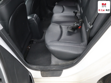 2012 - hyundai avante