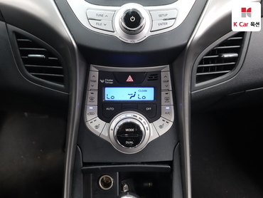 2012 - hyundai avante