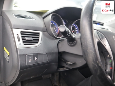 2012 - hyundai avante