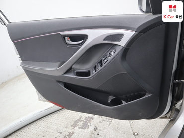 2015 - hyundai avante