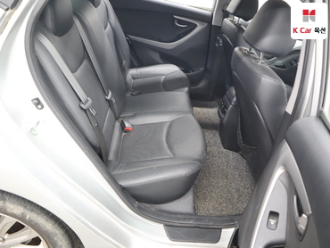 2015 - hyundai avante