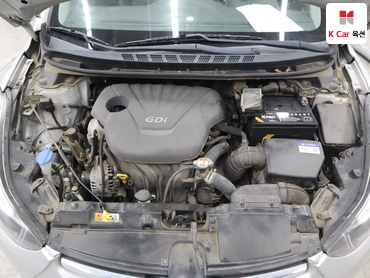 2015 - hyundai avante