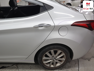 2015 - hyundai avante