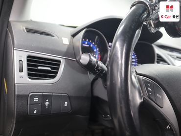 2015 - hyundai avante