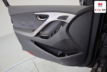 2012 - hyundai avante