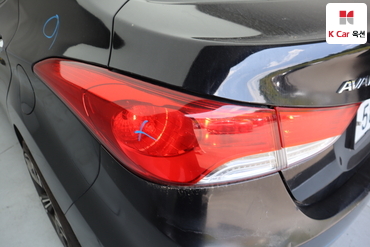 2012 - hyundai avante