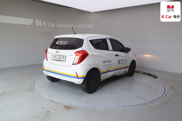 2017 - chevrolet spark
