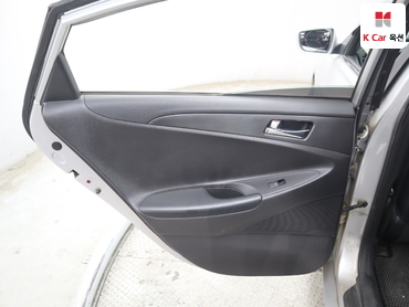 2012 - hyundai sonata