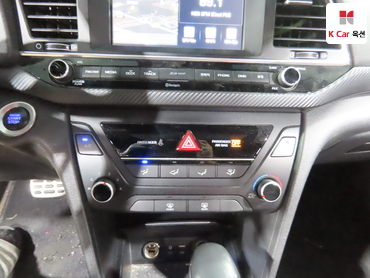 2017 - hyundai avante