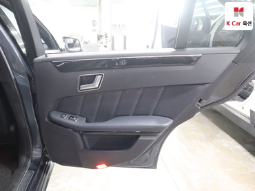 2014 - mercedes-benz e220