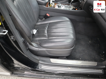 2011 - hyundai equus