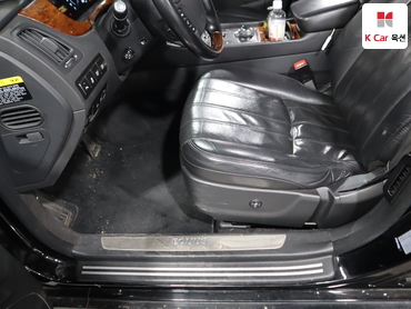 2011 - hyundai equus
