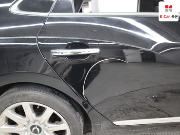 2011 - hyundai equus