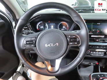 2024 - kia niro