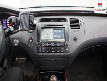 2010 - hyundai grandeur