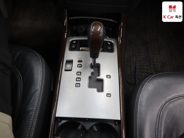 2010 - hyundai grandeur