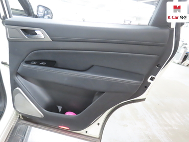 2019 - kgm g4 rexton