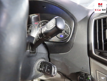 2019 - hyundai grand starex