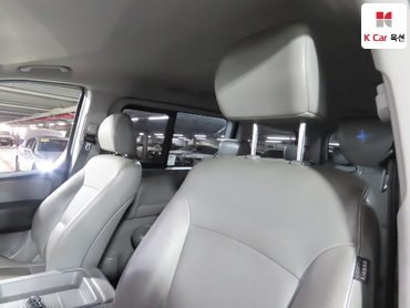 2019 - hyundai grand starex