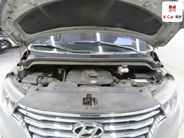 2019 - hyundai grand starex