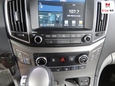 2019 - hyundai grand starex