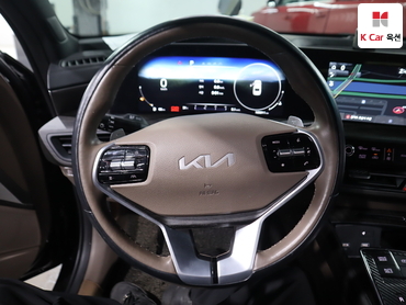 2022 - kia k8