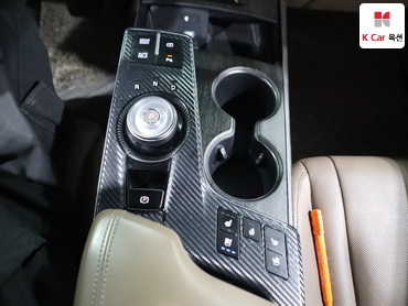 2022 - kia k8