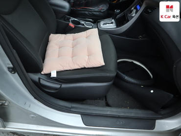 2011 - hyundai avante