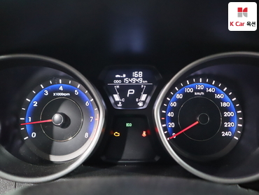 2011 - hyundai avante