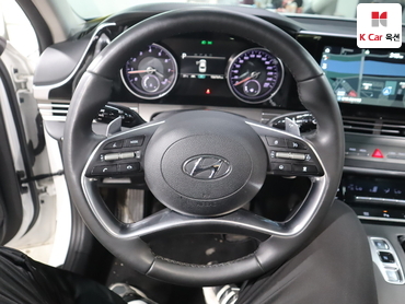2022 - hyundai grandeur