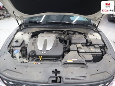 2022 - hyundai grandeur
