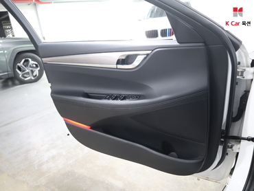2022 - hyundai grandeur