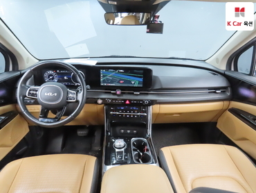 2023 - kia carnival