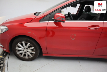2014 - mercedes-benz b200