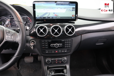 2014 - mercedes-benz b200