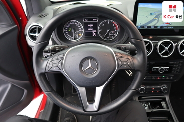 2014 - mercedes-benz b200