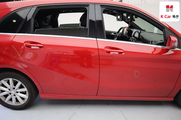 2014 - mercedes-benz b200
