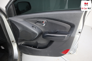 2012 - hyundai tucson