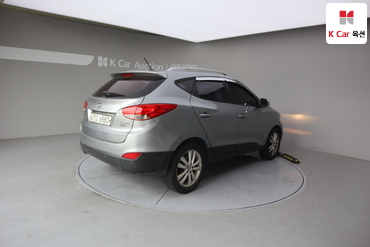 2012 - hyundai tucson