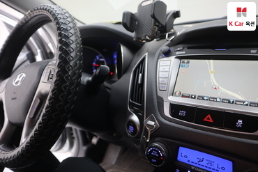 2012 - hyundai tucson