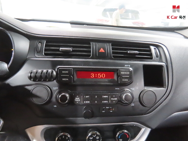 2014 - kia pride
